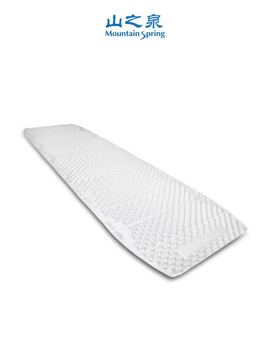 マウンテンスプリングイン99軽量折りたたみ式ハイキングキャン - Camping Cooking Mat のレビューと価格